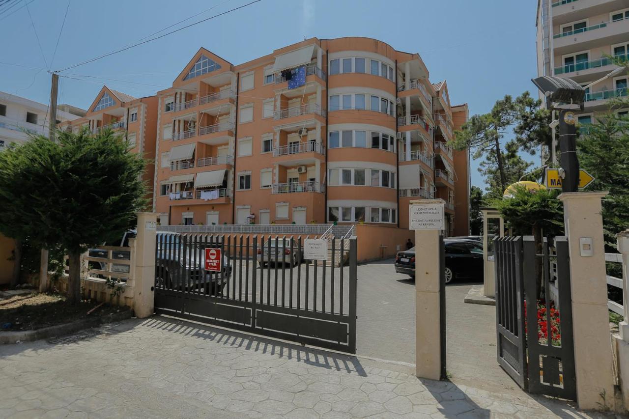 Apartment Golem  Ngoại thất bức ảnh