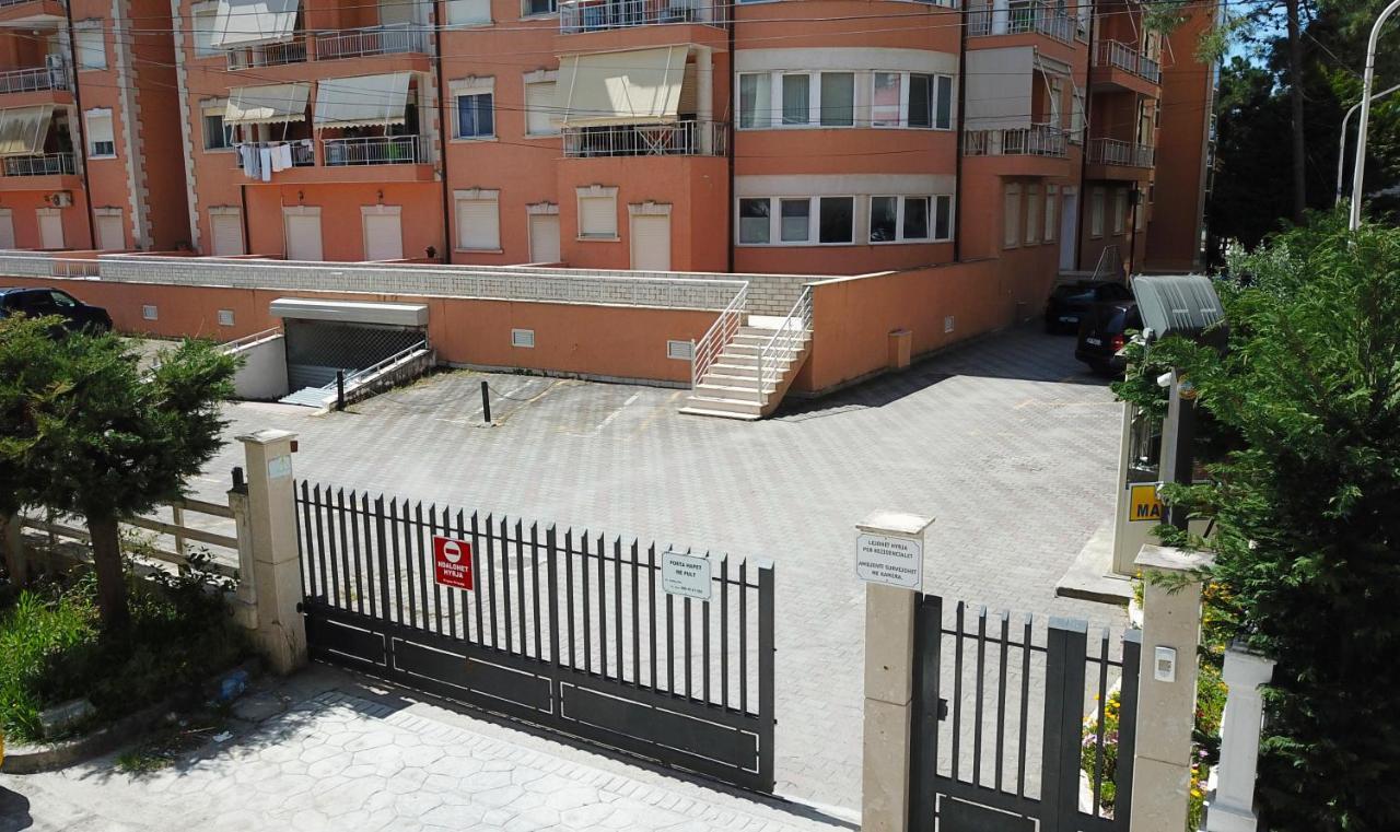 Apartment Golem  Ngoại thất bức ảnh